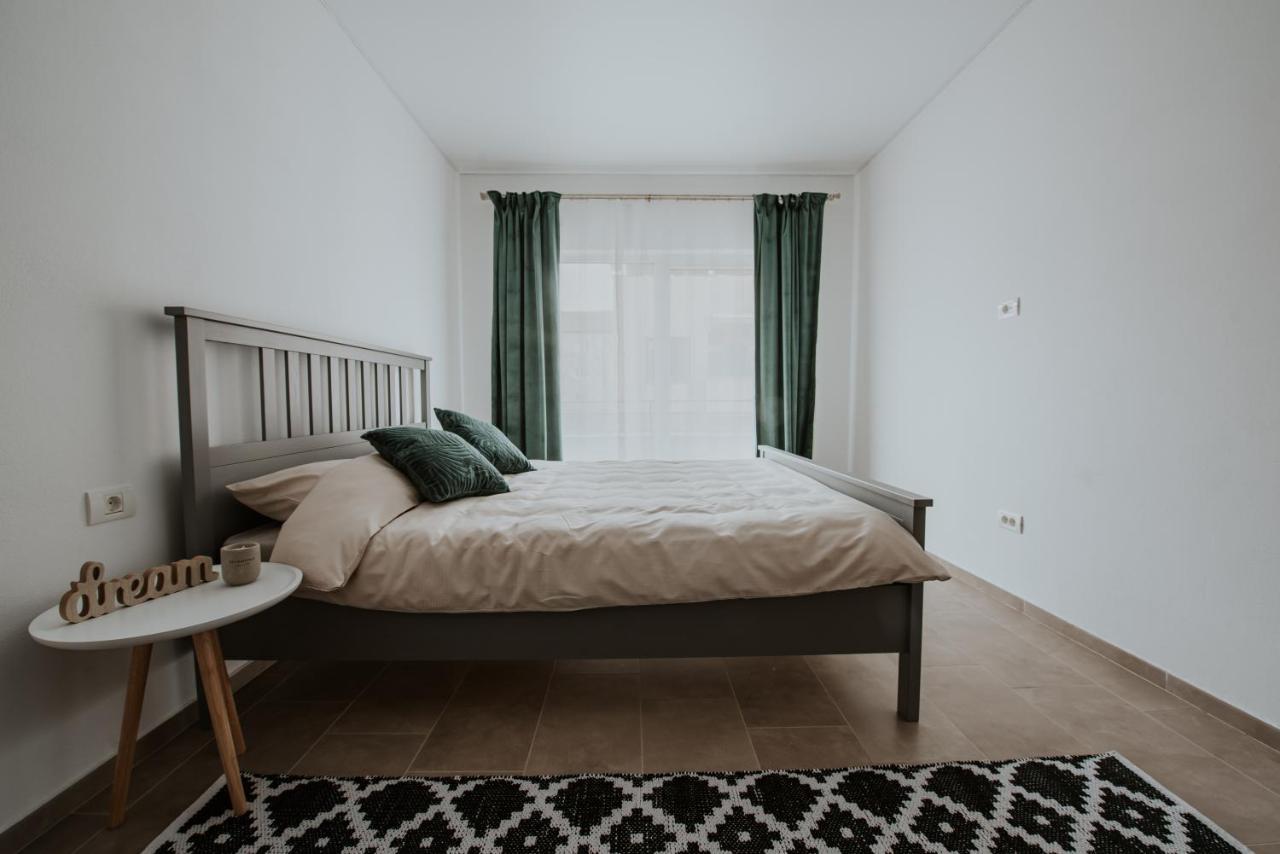 טימישוארה The Nook Aparthotel מראה חיצוני תמונה